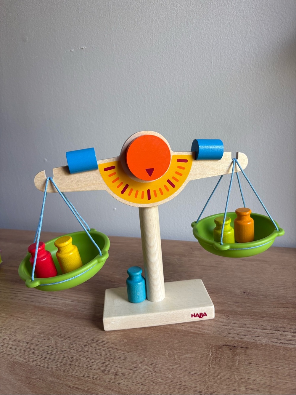 Kids Wooden Balance Scale